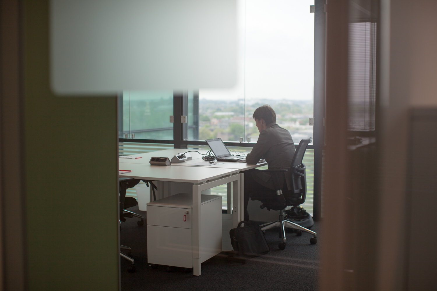 Furniture business center rental