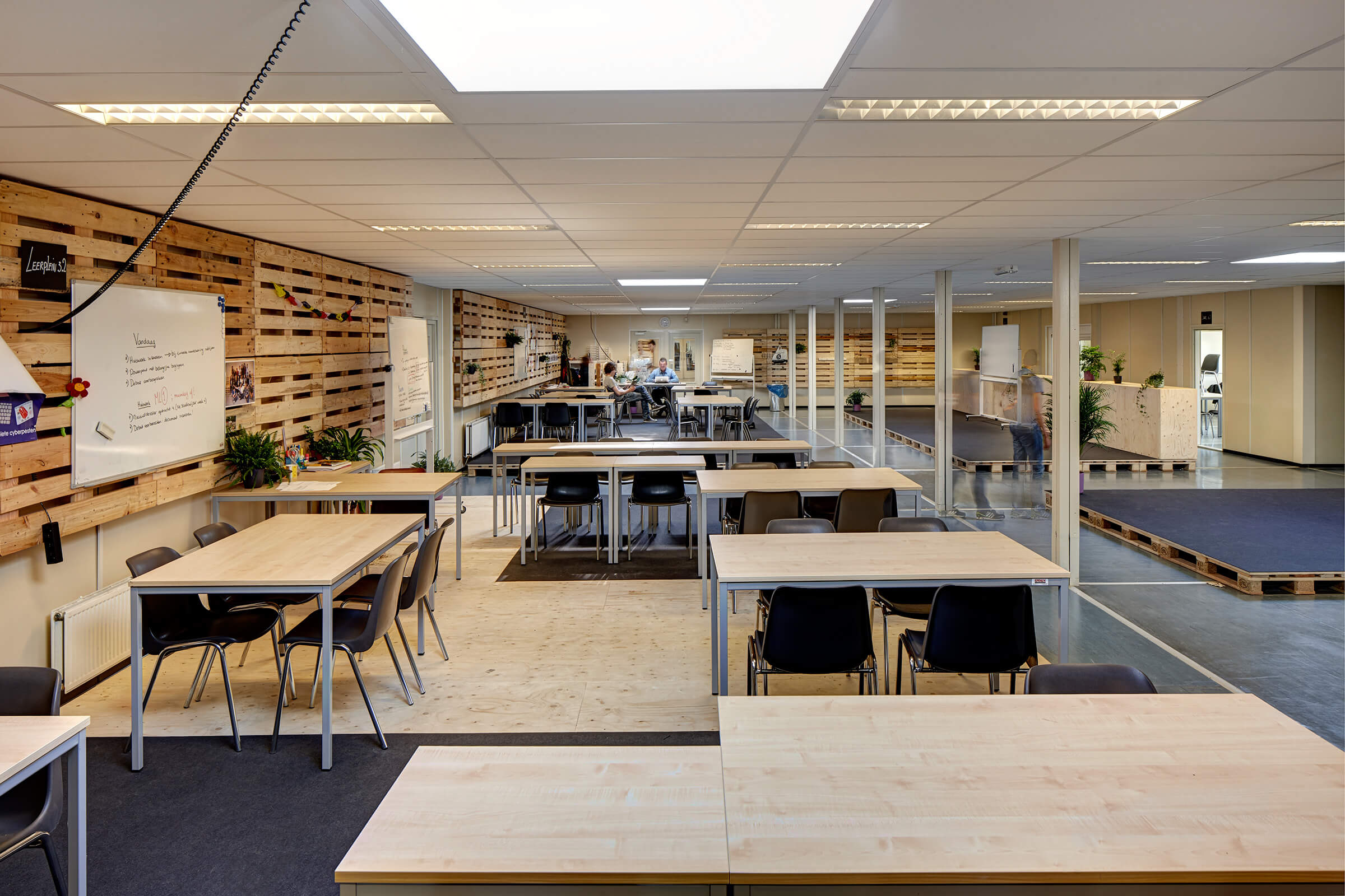 Renting furniture for schools